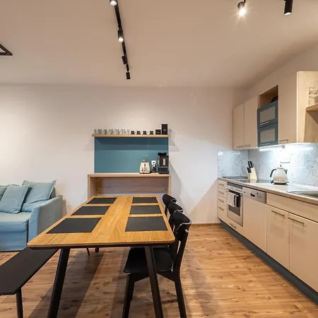 Pod Kopeckem Apartman *